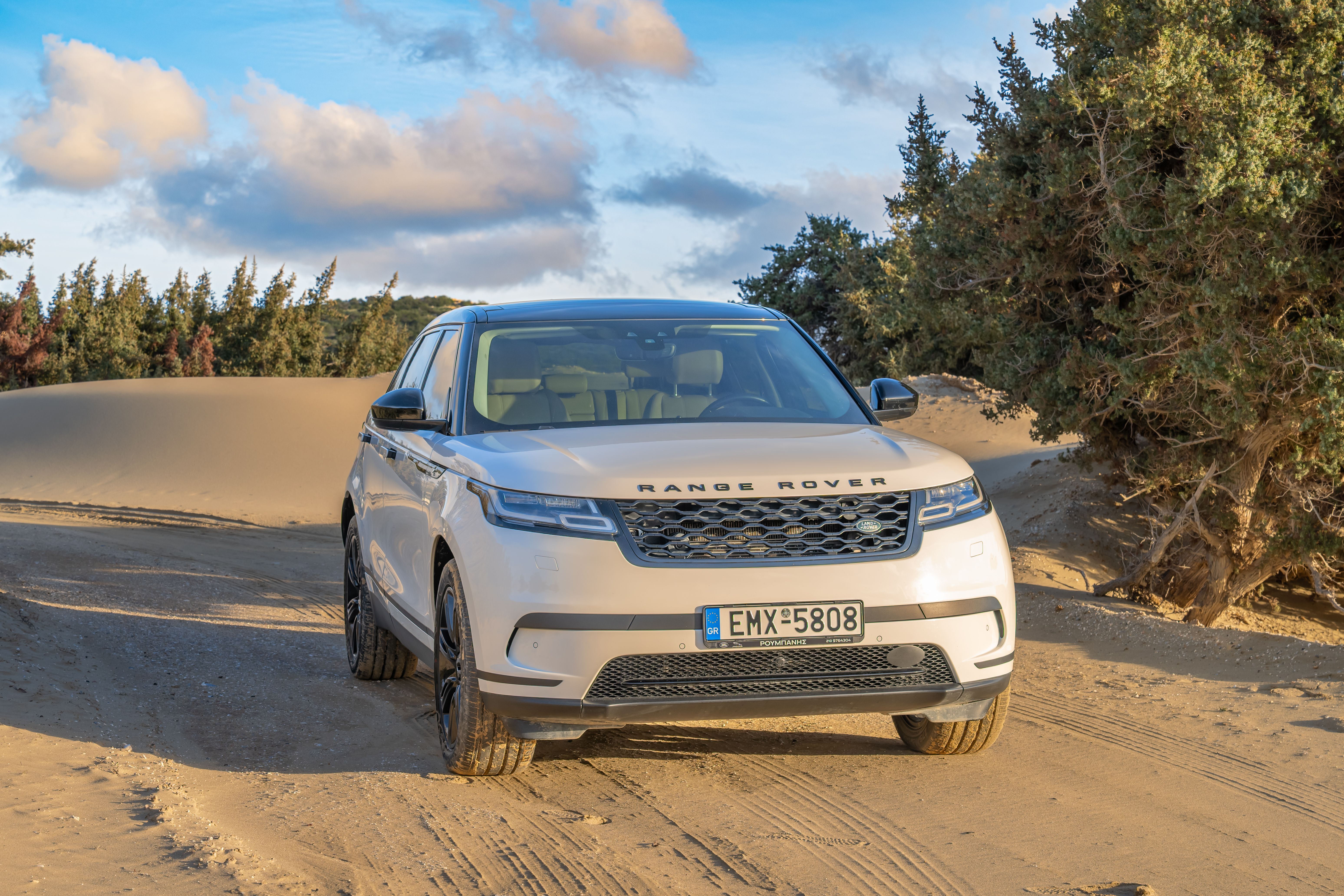 Range Rover near Agios Prokopios Beach of Naxos